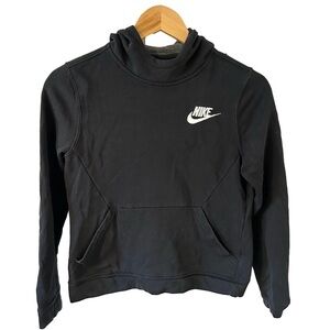 Nike boys Sportswear Club Pullover Hoodie Medium